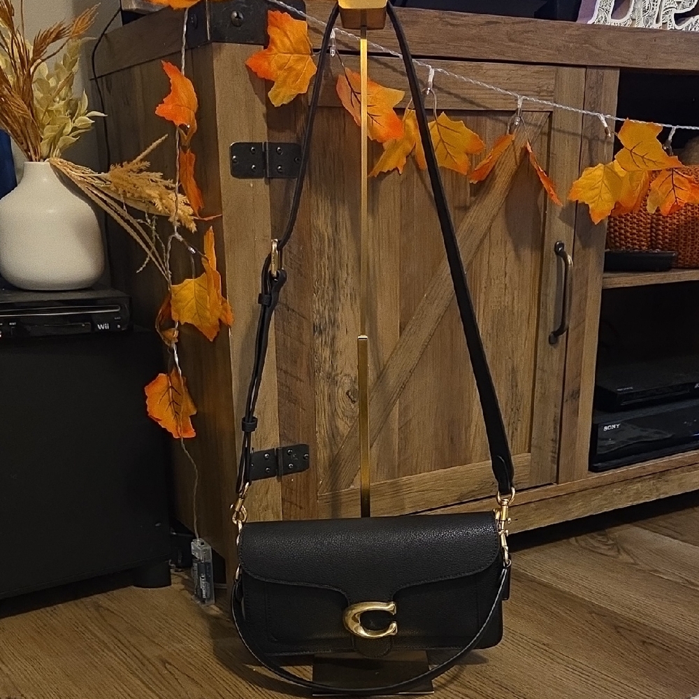 COACH TABBY 26 Black Pebbled Leather Shoulder/ Crossbody Bag